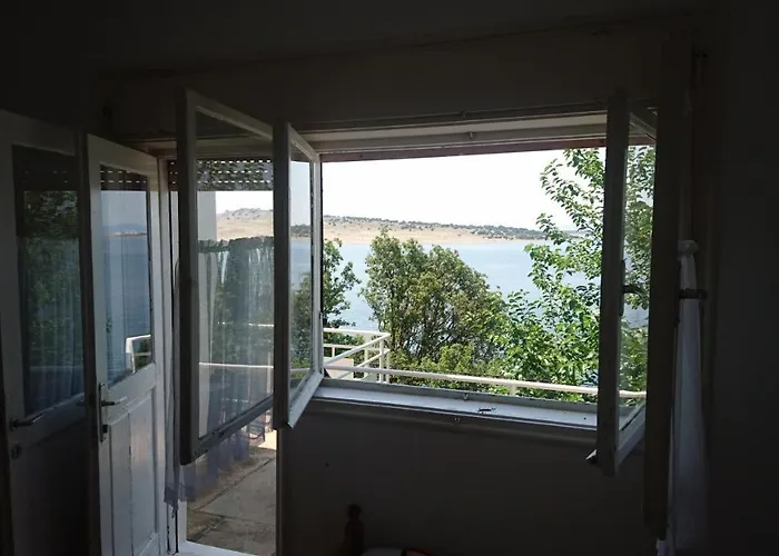 Simple Beachfront Bego Vendégház *