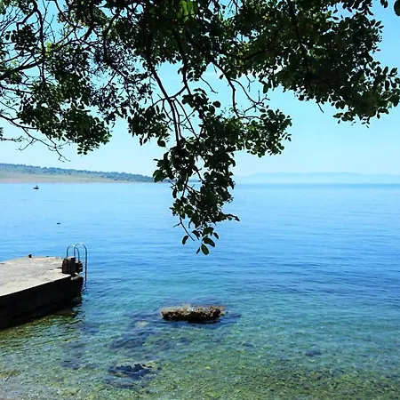 Simple Beachfront Bego * 克拉列维察