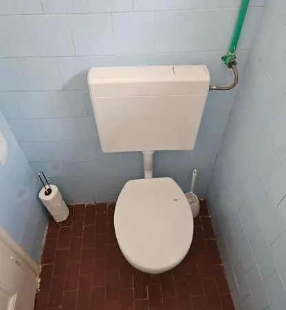 招待所 Simple Beachfront Bego