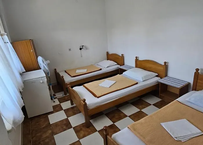 Simple Beachfront Bego