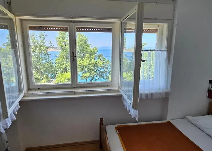 Simple Beachfront Bego Gæstehus Kraljevica